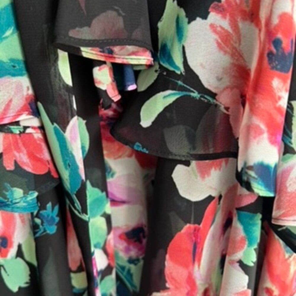 Stunning Alex Marie Floral Maxi Dress – Ruffle Neck & Tiered Skirt